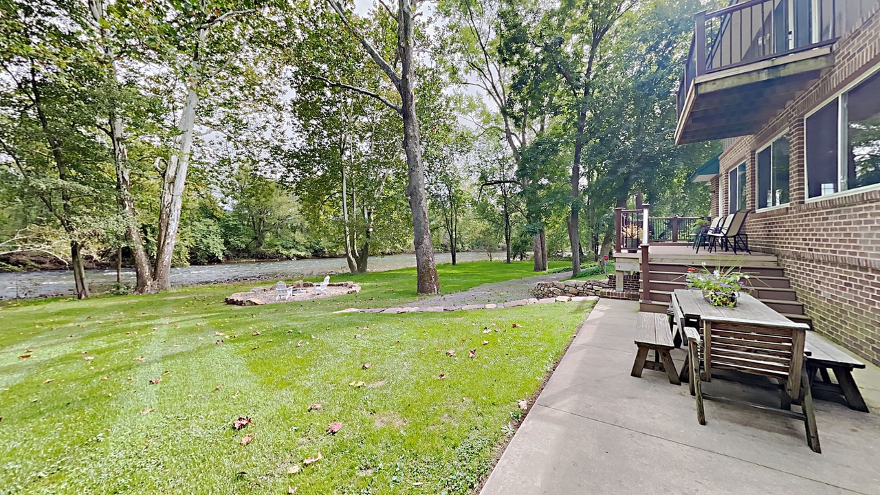 Photo of Outdoor in Alexandria