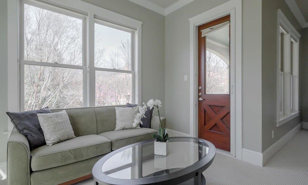 Photo of Livingroom in Uptown