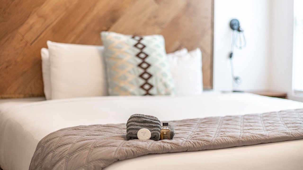 Photo of Bedroom in Grove