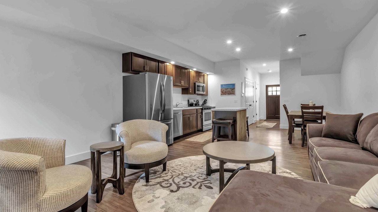 Photo of Livingroom in Ellicottville
