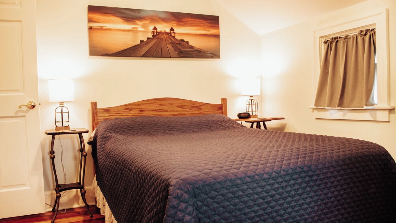 Photo of Bedroom in Hammondsport