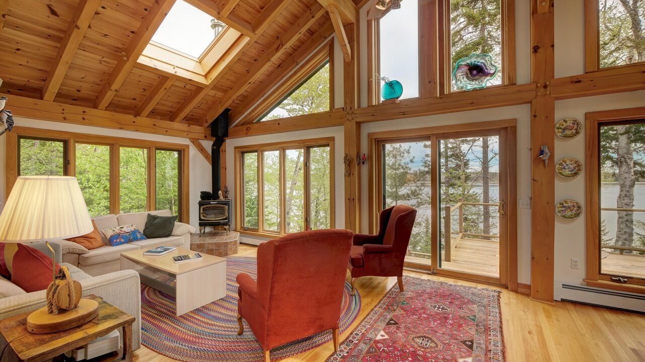 Photo of Livingroom in Salsbury Cove