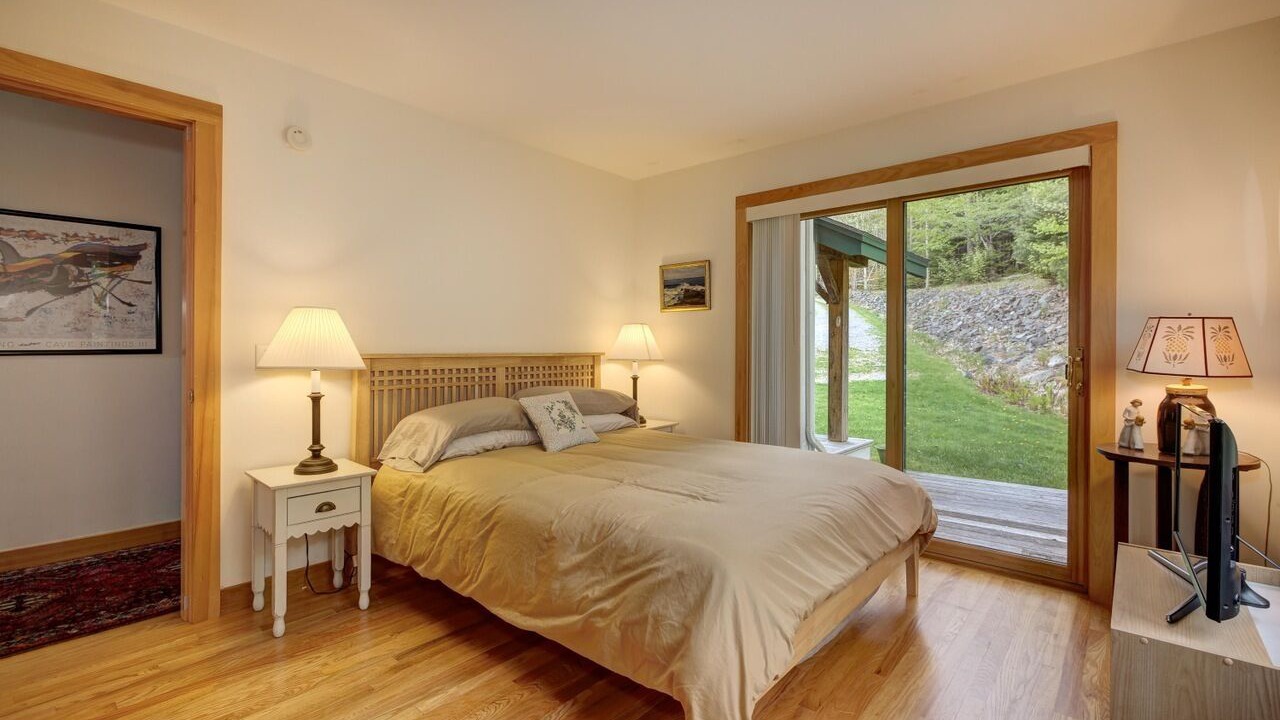 Photo of Bedroom in Salsbury Cove