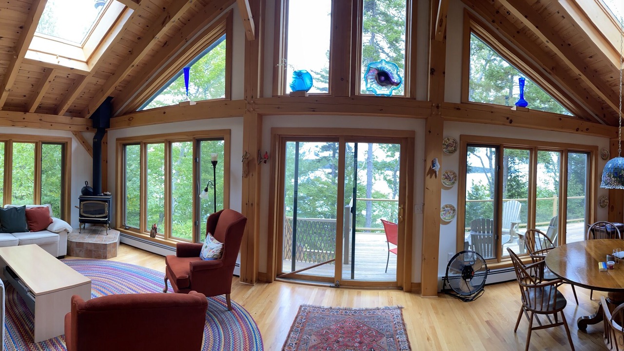 Photo of Livingroom in Salsbury Cove