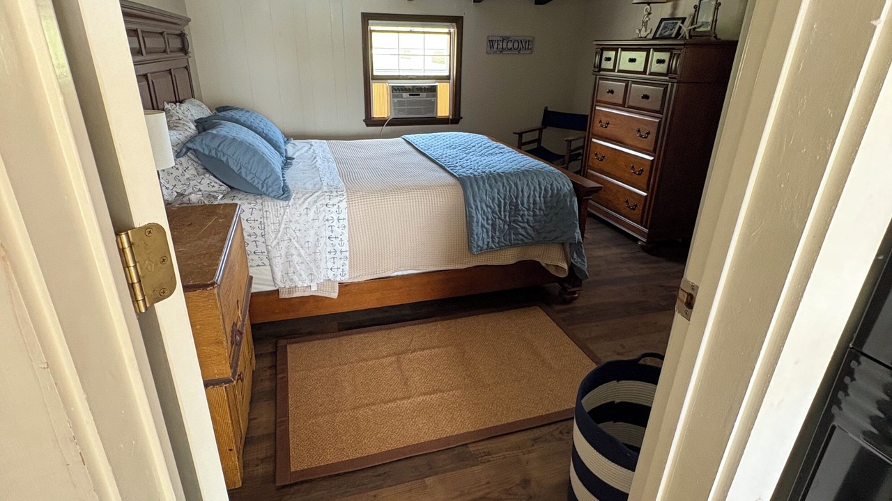 Photo of Bedroom in Boothbay