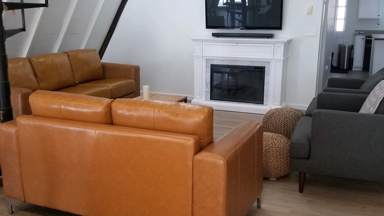 Photo of Livingroom in Jamestown West