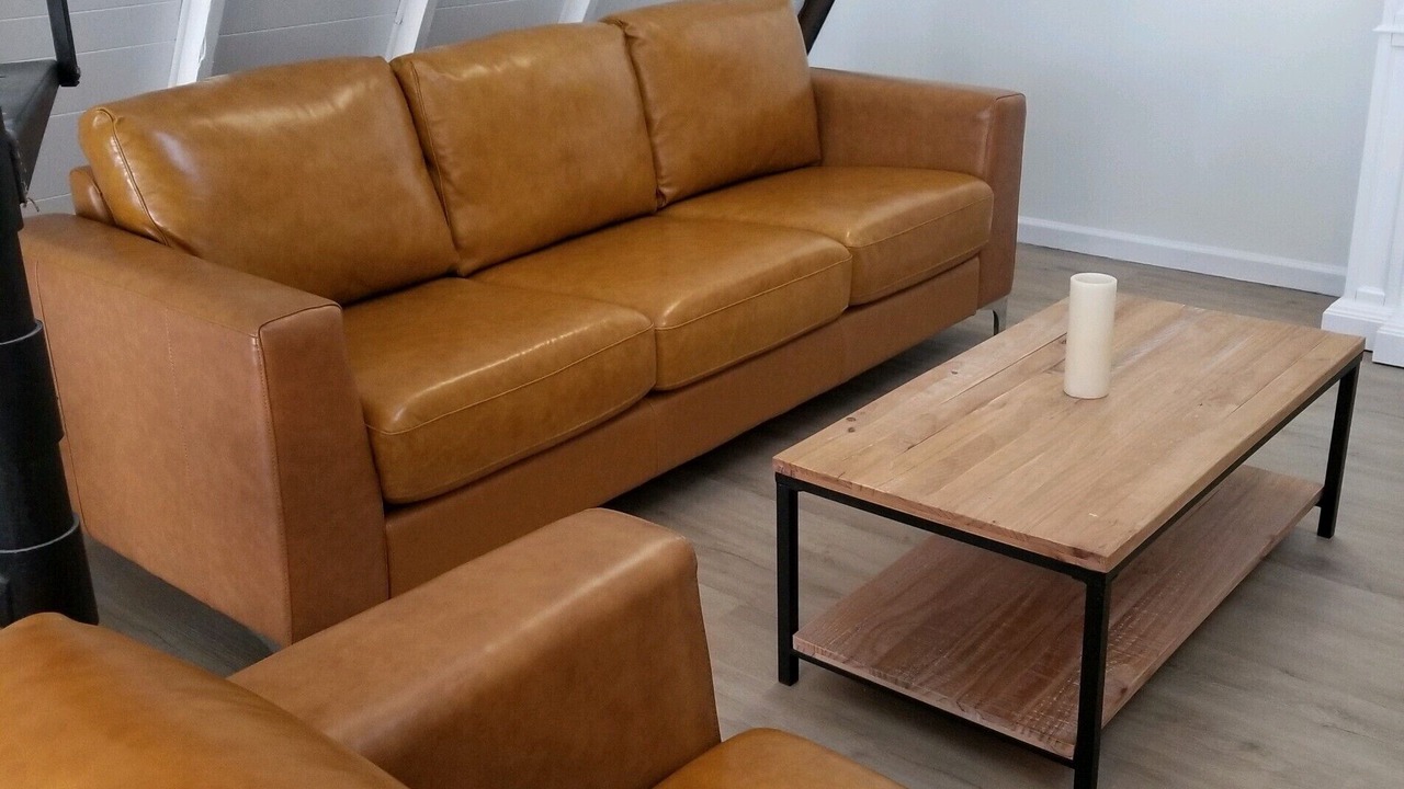 Photo of Livingroom in Jamestown West