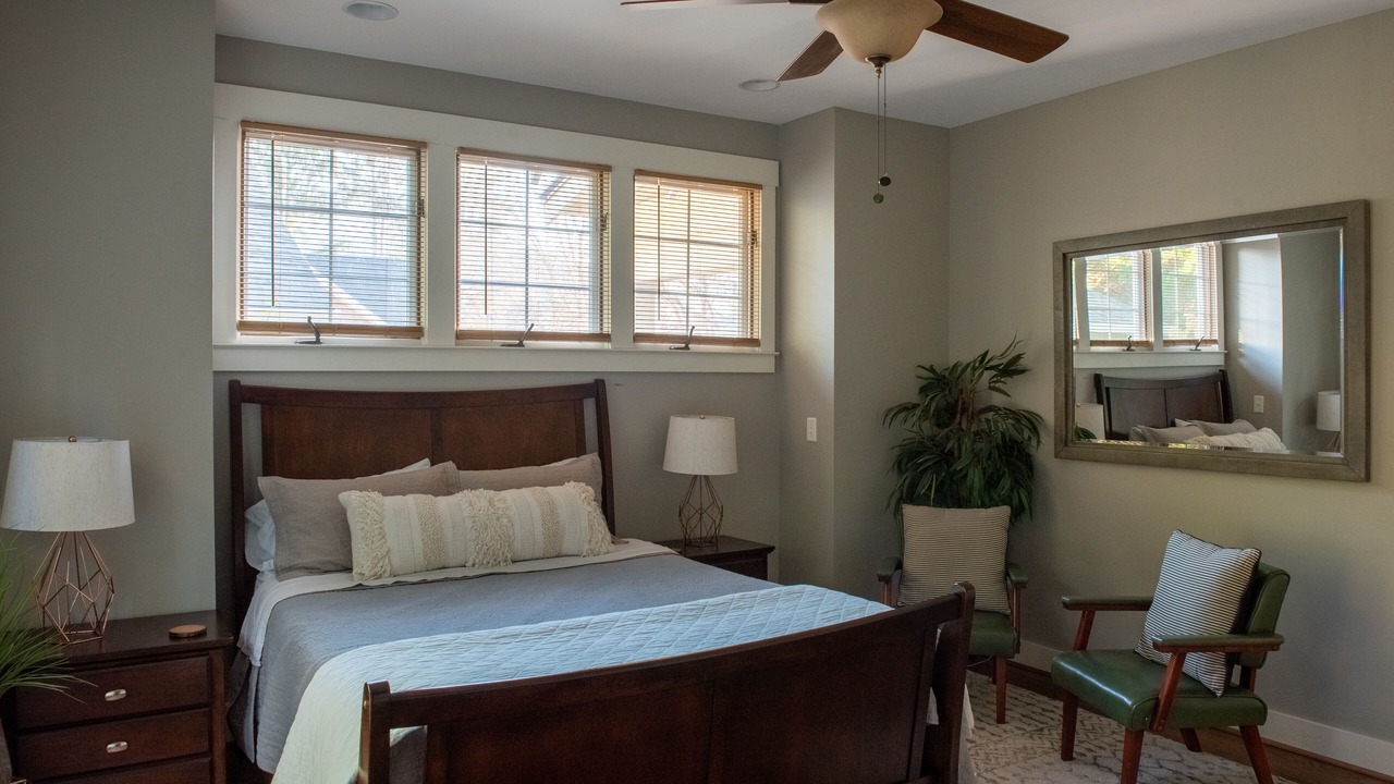 Photo of Bedroom in Black Mountain