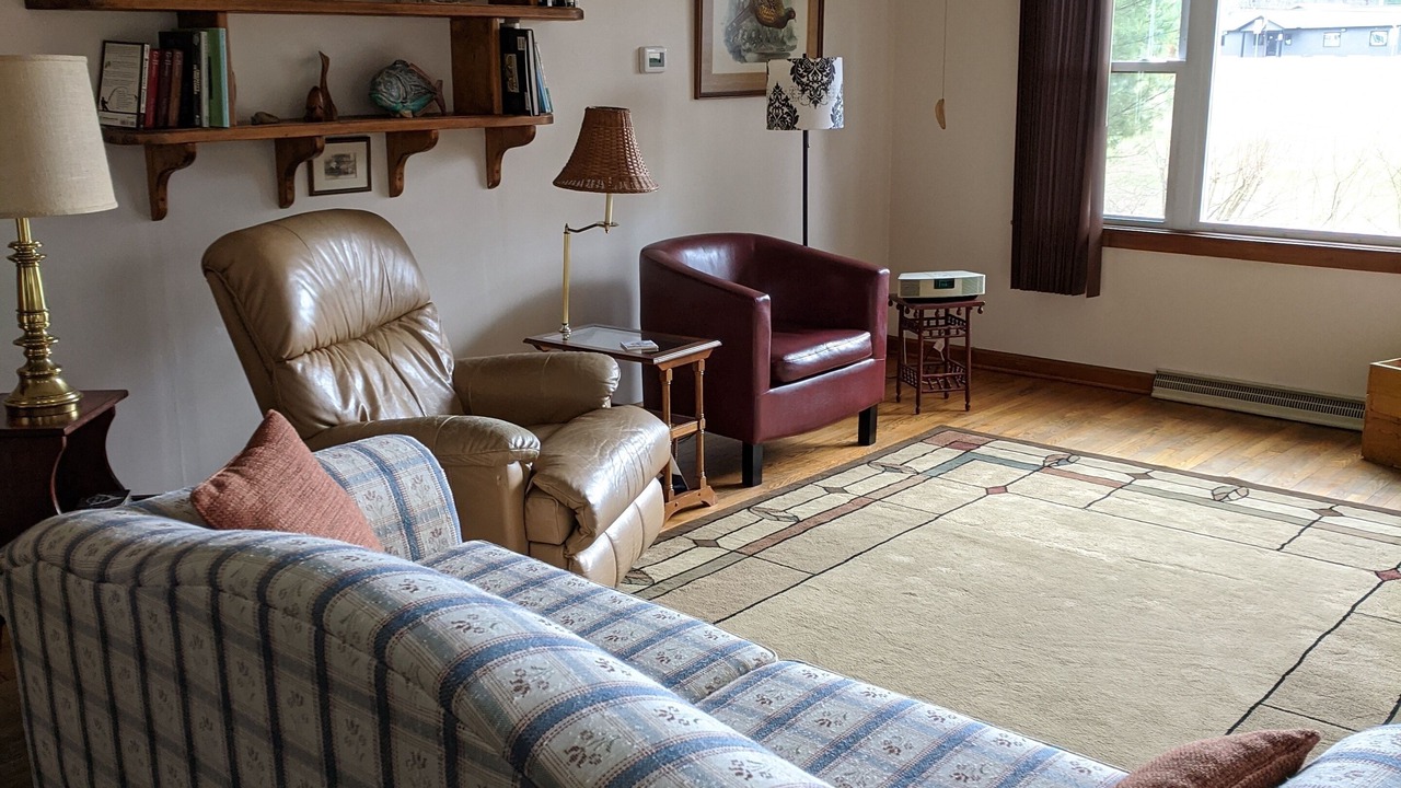 Photo of Livingroom in Lake City