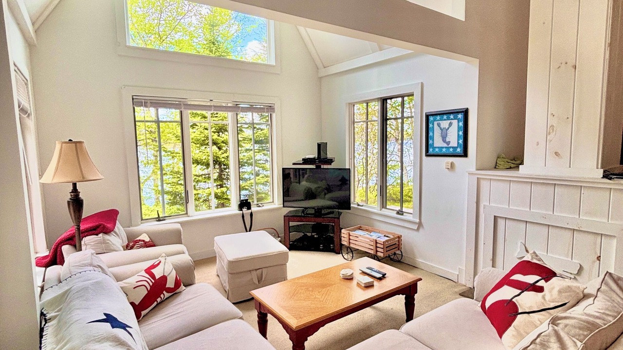 Photo of Bedroom in Wiscasset