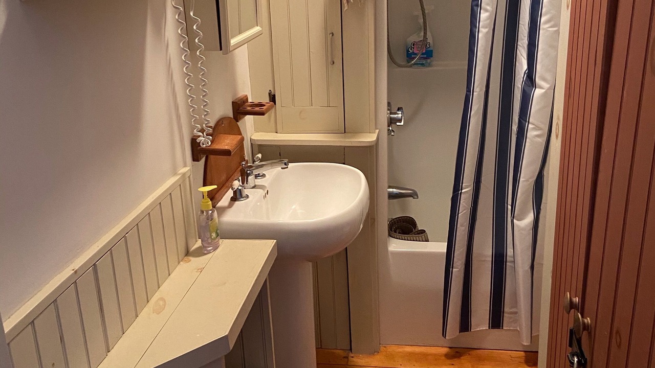 Photo of Bathroom in Wiscasset