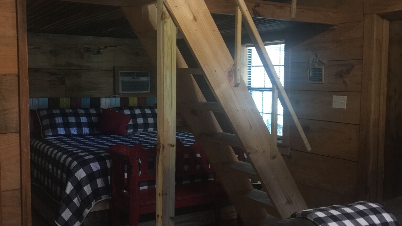 Photo of Bedroom in Eustace