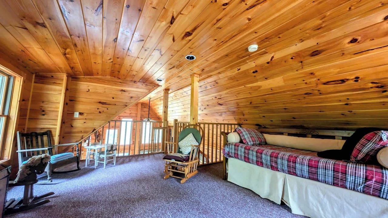 Photo of Livingroom in Sullivan