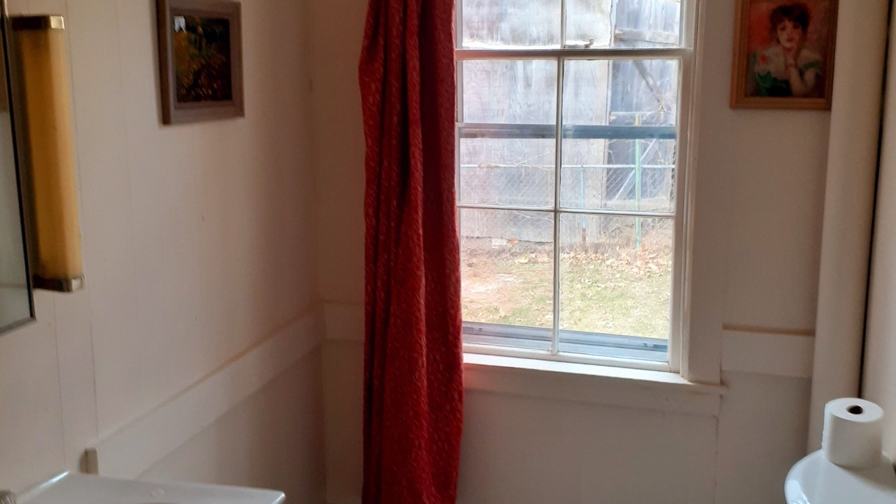 Photo of Bathroom in Isle of Springs