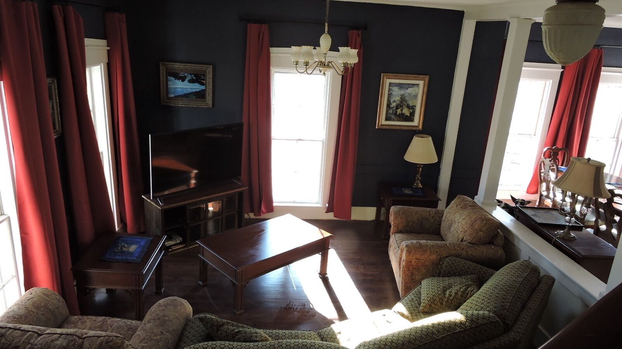 Photo of Livingroom in Isle of Springs