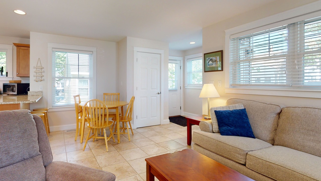 Photo of Livingroom in Pine Point
