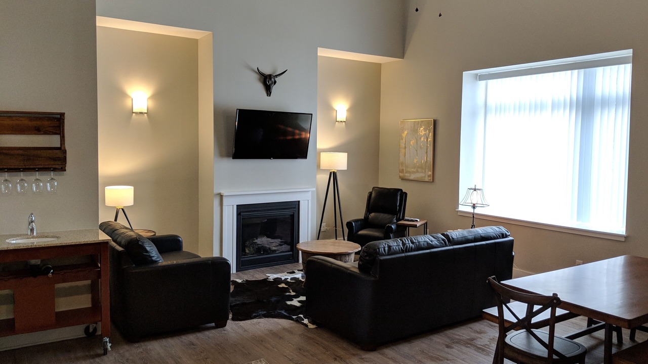 Photo of Livingroom in Ellicottville