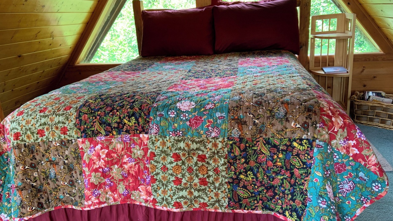 Photo of Bedroom in Homer