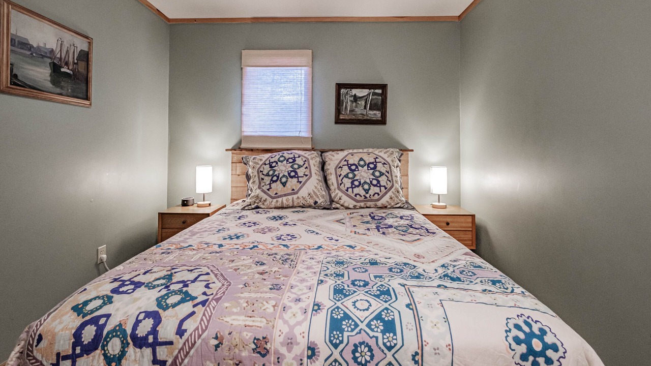 Photo of Bedroom in Bethel