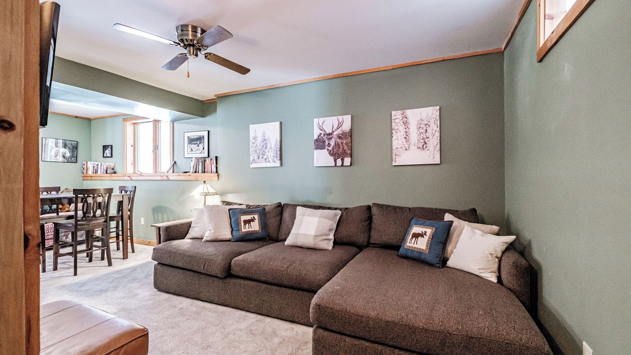 Photo of Livingroom in Bethel
