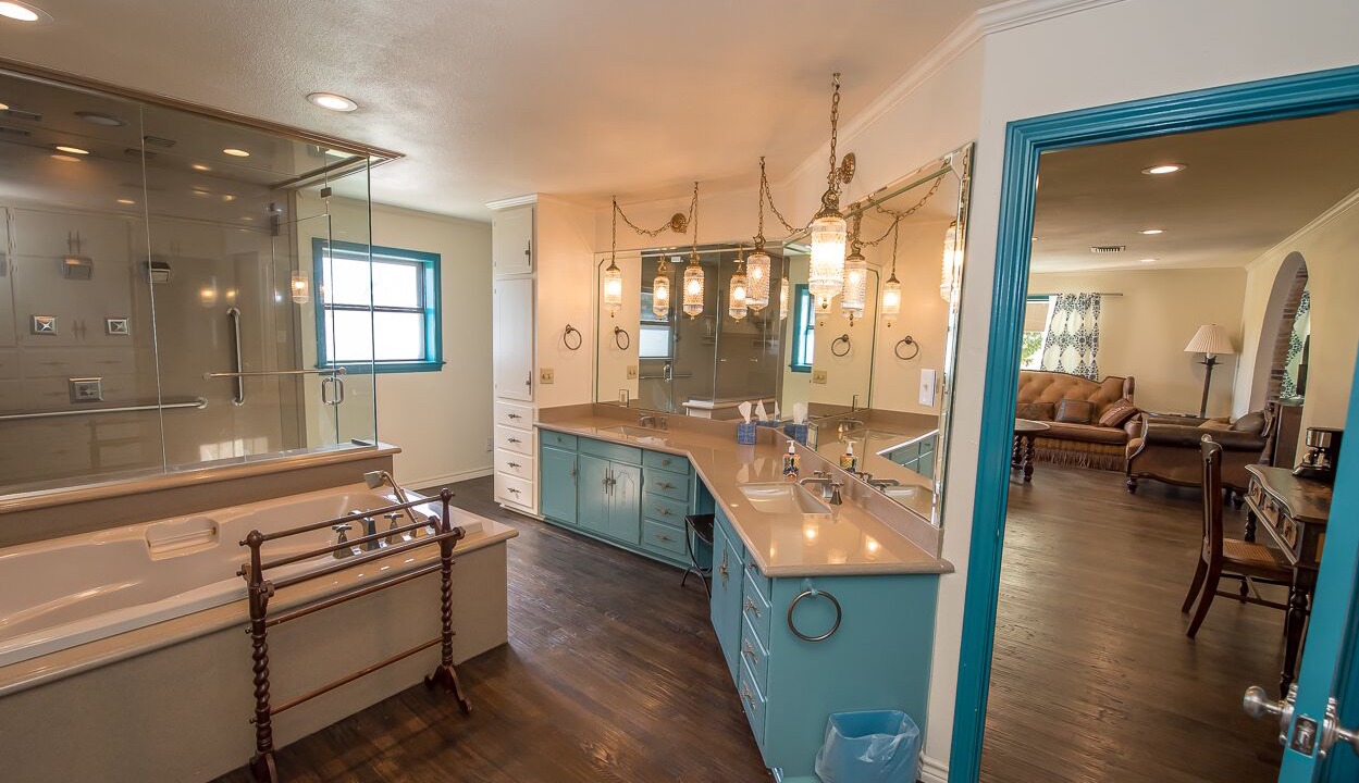 Photo of Bathroom in Mount Vernon