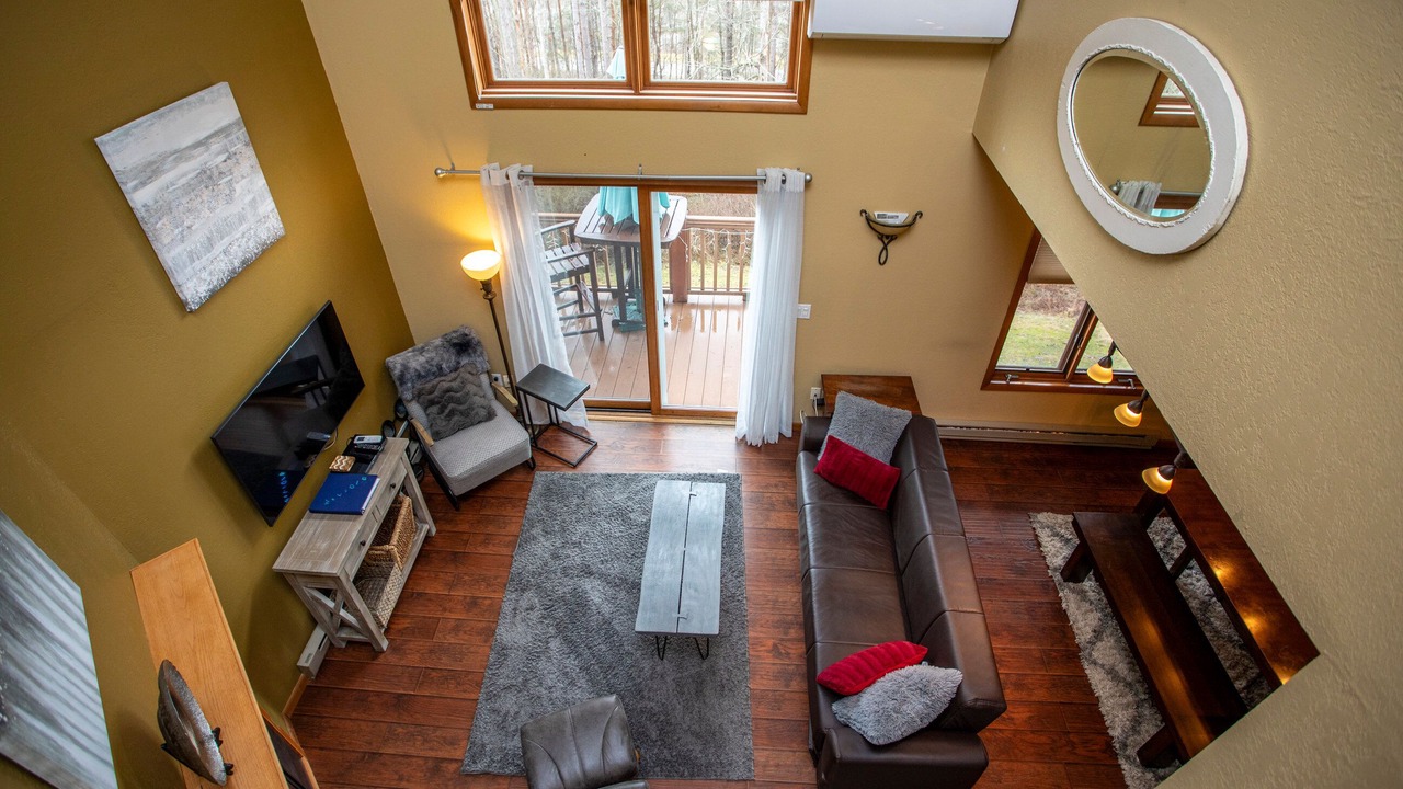 Photo of Livingroom in Ellicottville