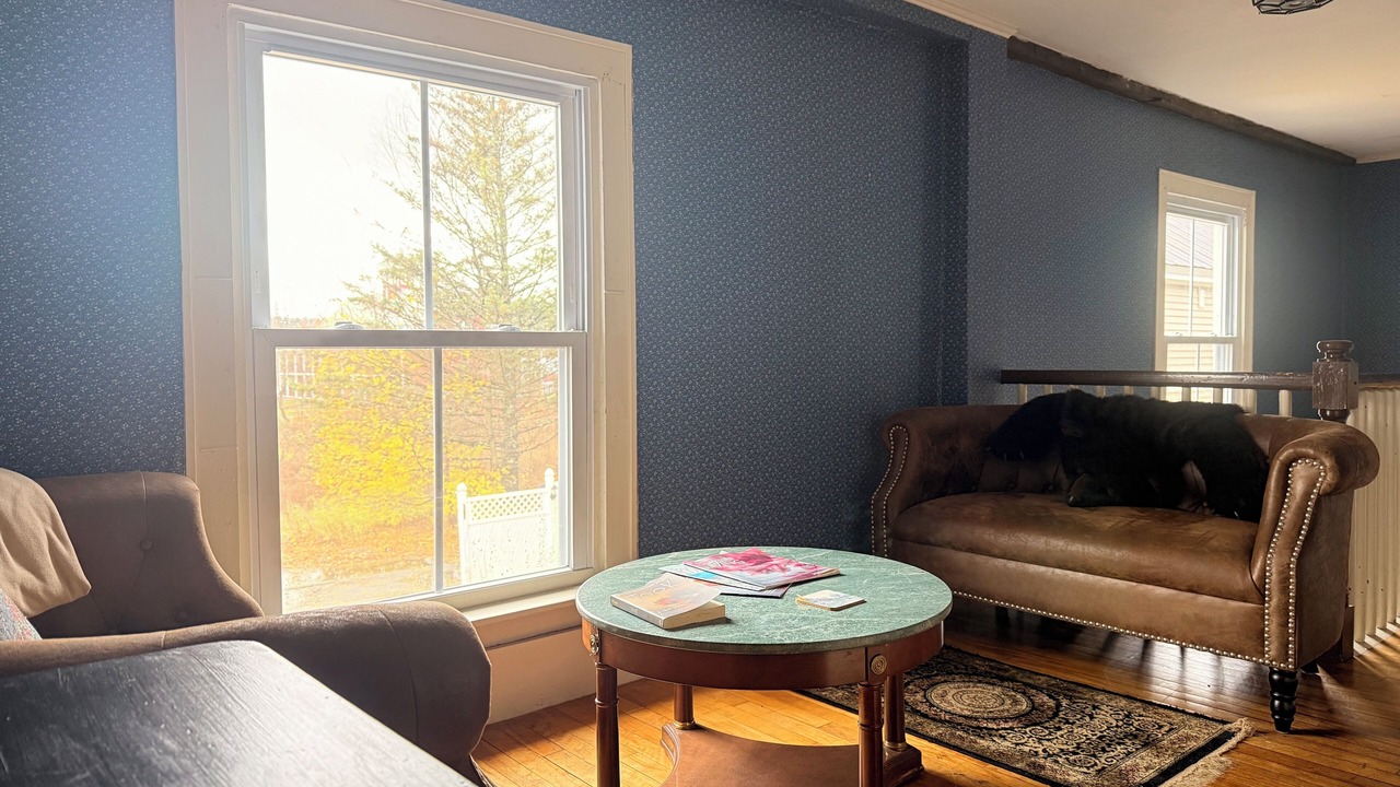 Photo of Livingroom in Bethel