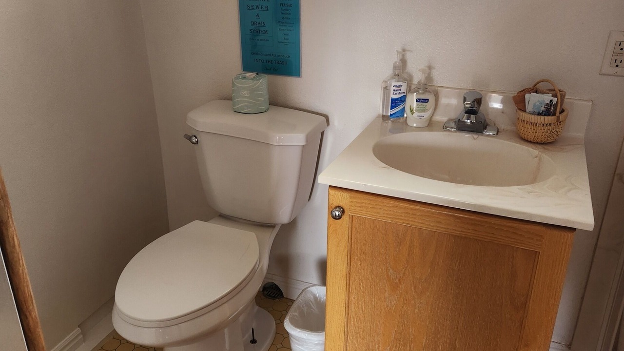 Photo of Bathroom in Escalante