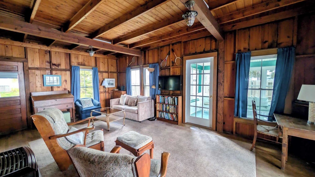 Photo of Livingroom in Hancock Point