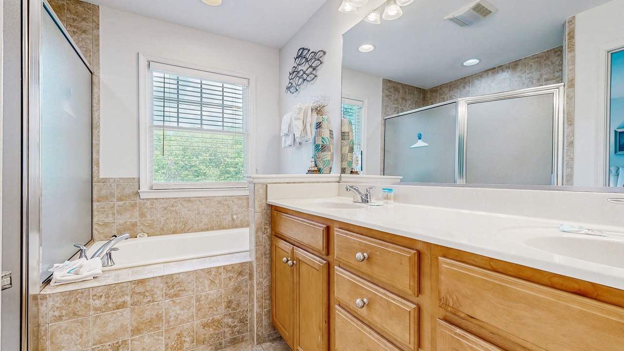 Photo of Bathroom in Sun Ridge