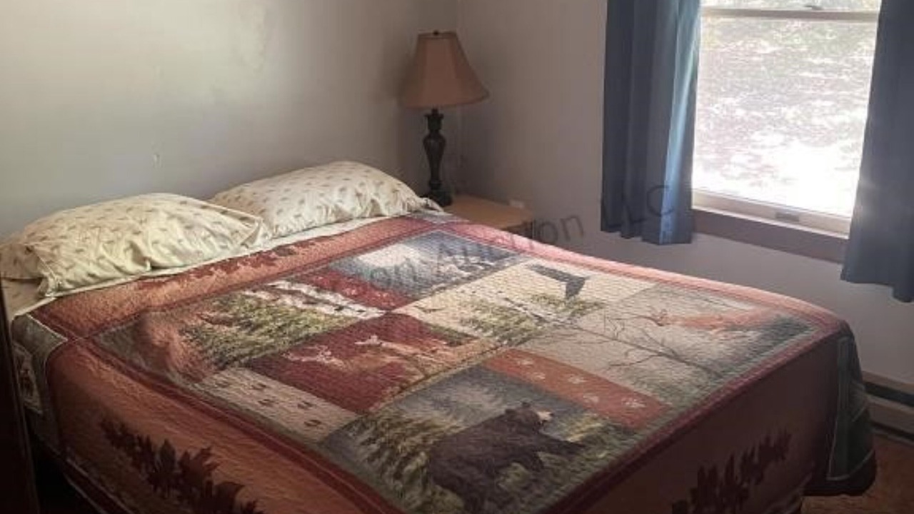 Photo of Bedroom in Russell