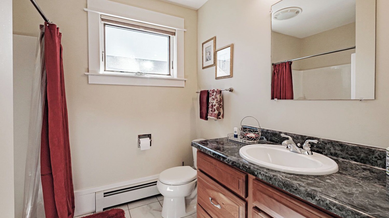Photo of Bathroom in Old Orchard Beach