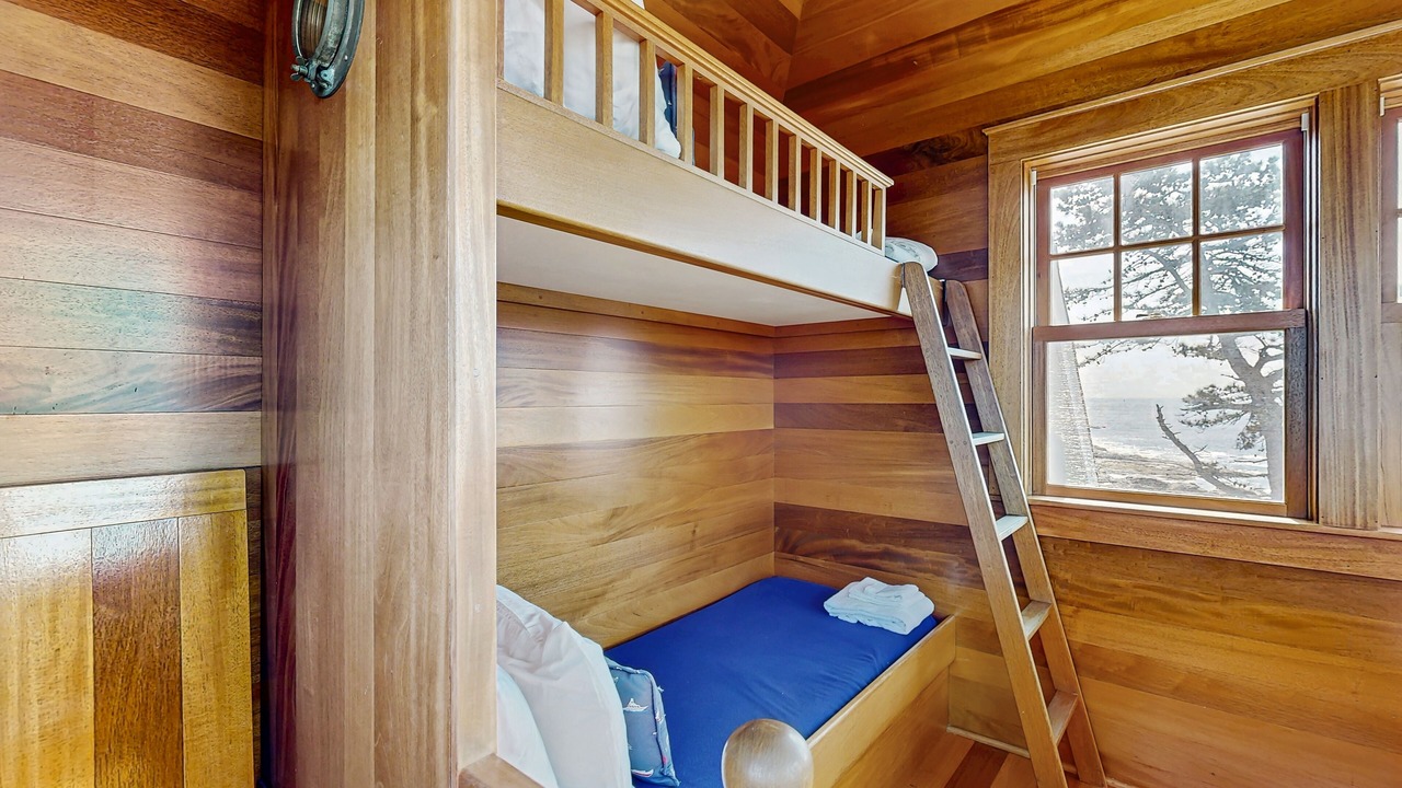 Photo of Bedroom in Ocean Point