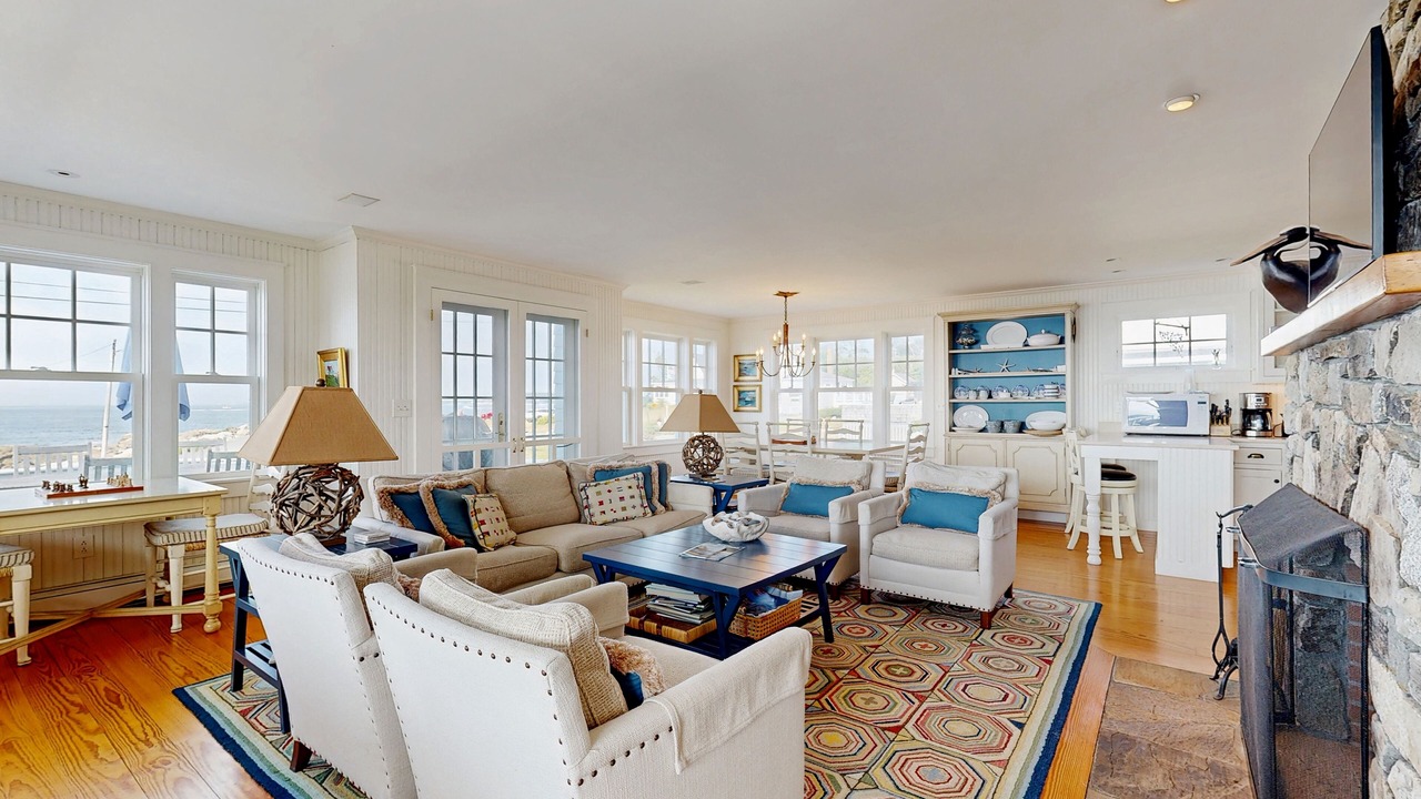 Photo of Livingroom in Ocean Point