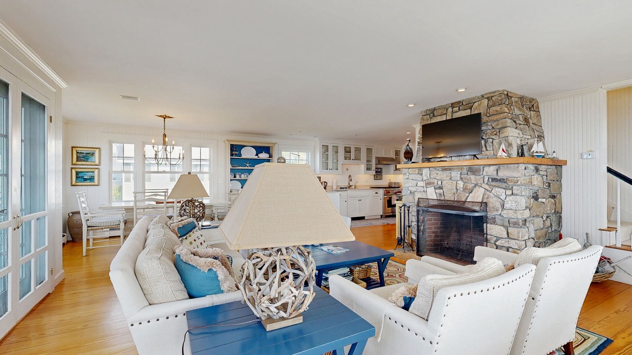 Photo of Livingroom in Ocean Point