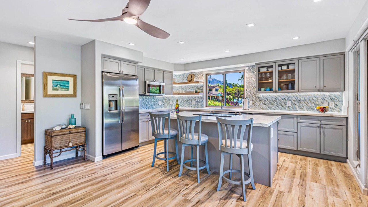 Photo of Kitchen in Historic Lahaina Front Street