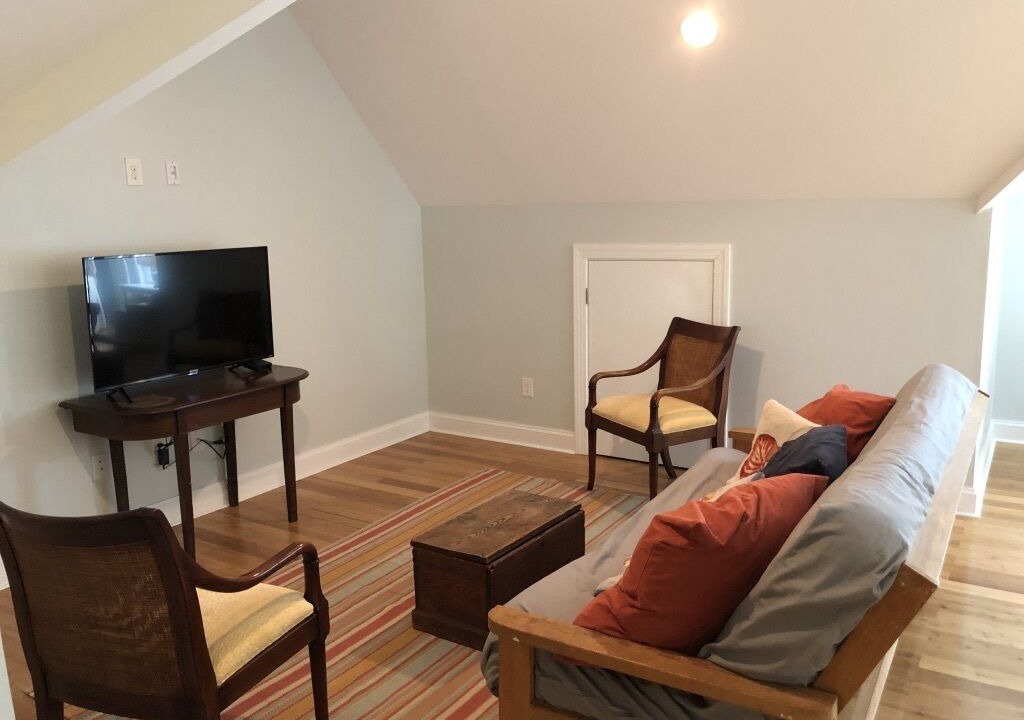 Photo of Livingroom in Mathews