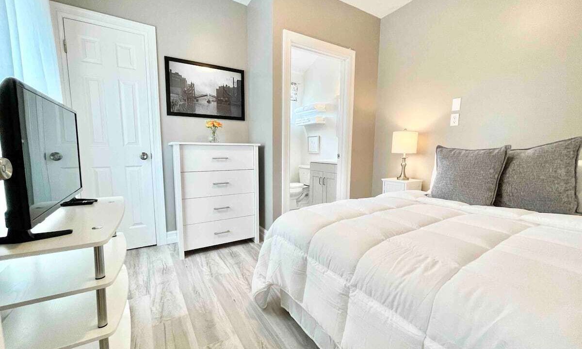 Photo of Bedroom in Cheektowaga