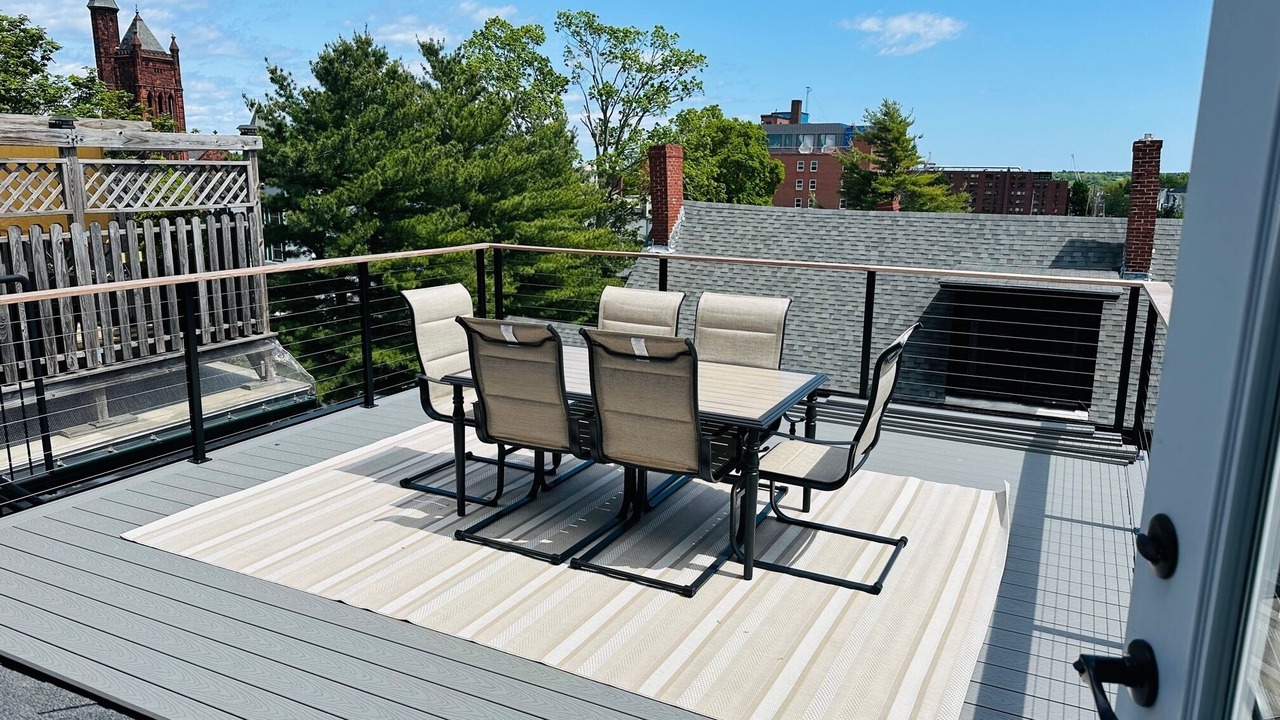 Photo of Outdoor in West End