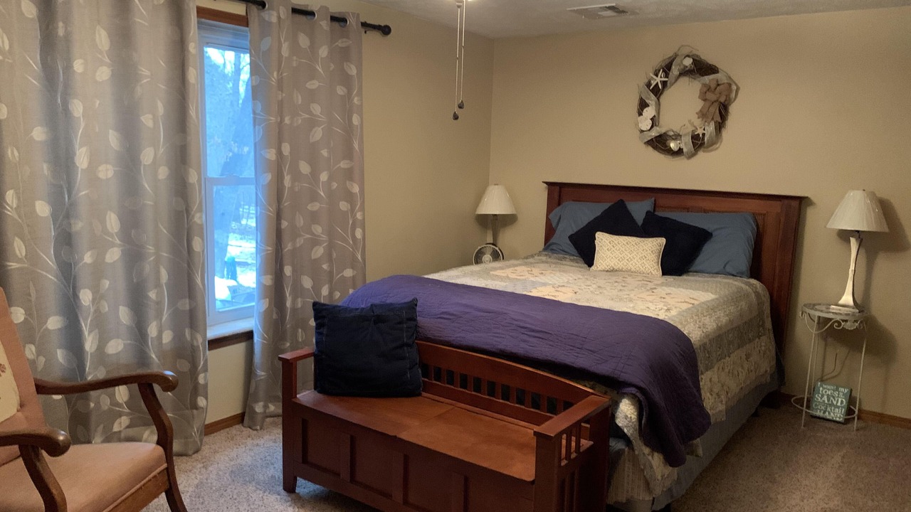 Photo of Bedroom in Scraper