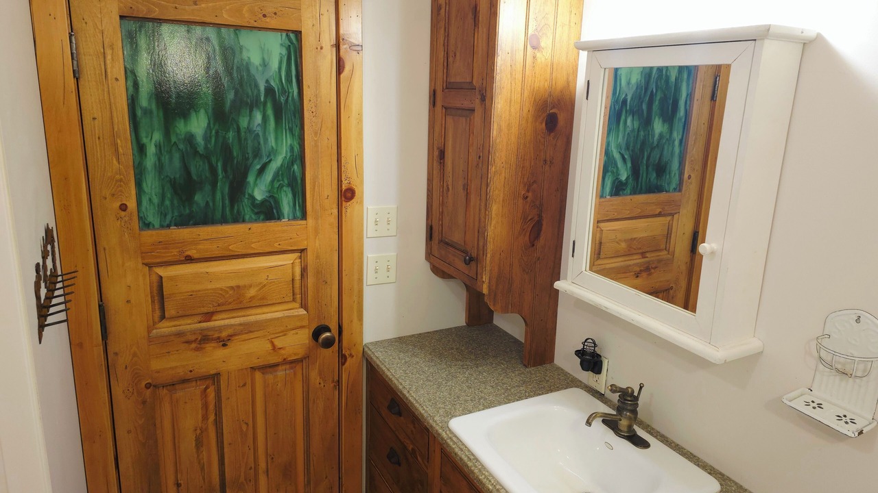 Photo of Bathroom in Marysvale
