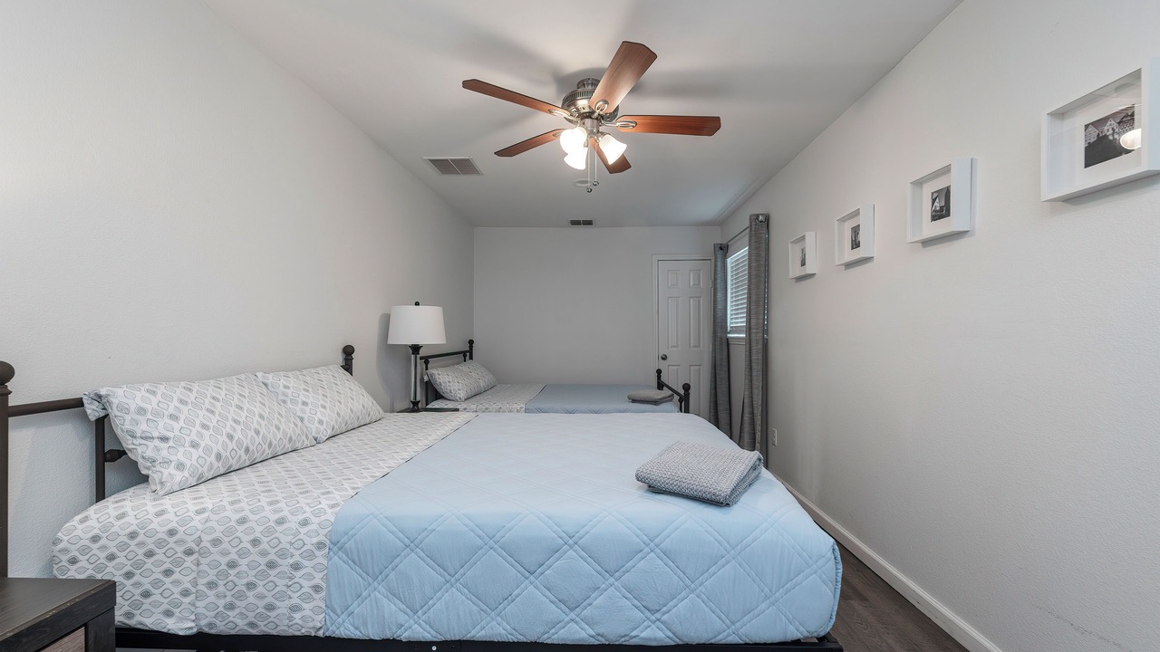 Photo of Bedroom in Grand Prairie