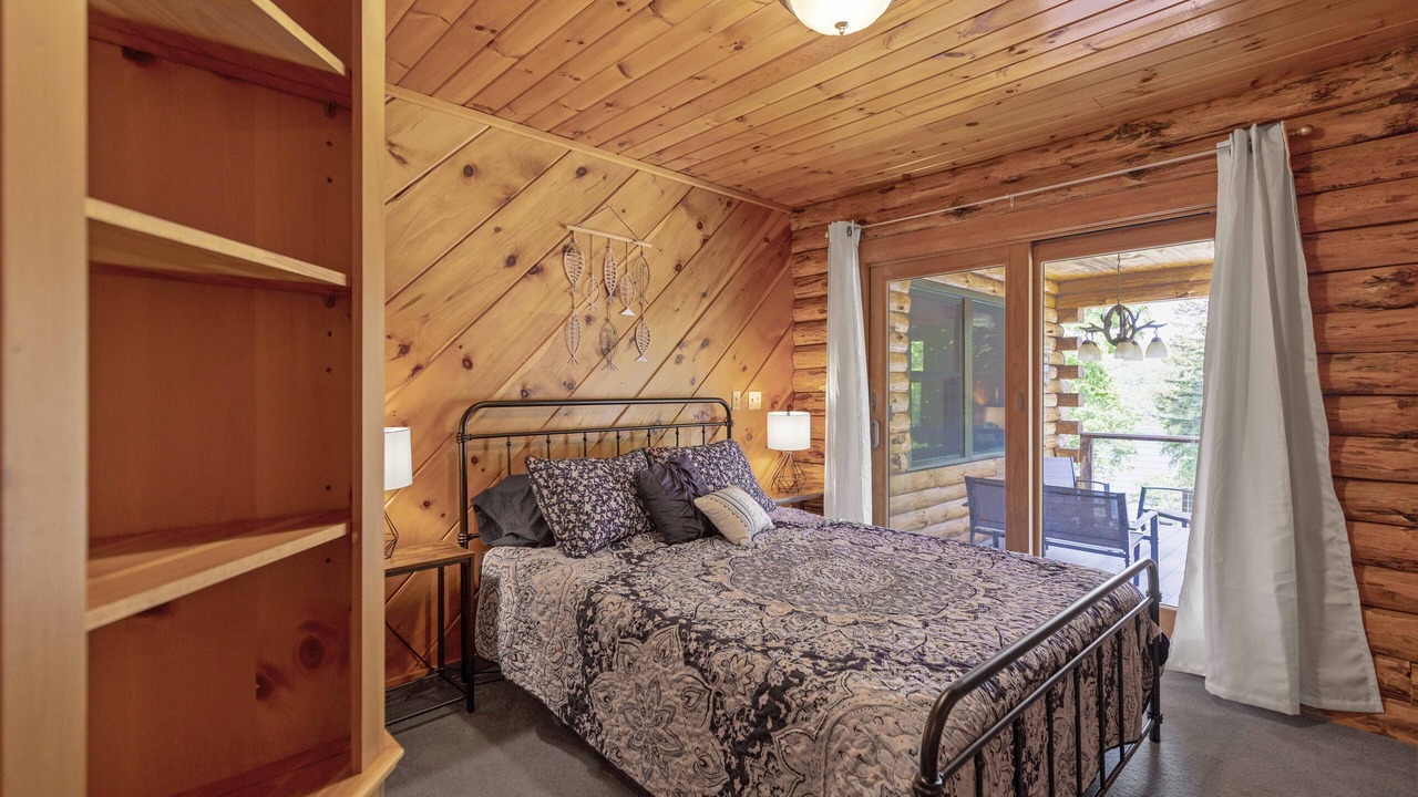 Photo of Bedroom in Wiscasset