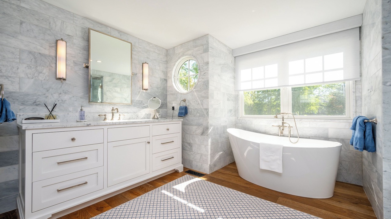 Photo of Bathroom in Cape Porpoise