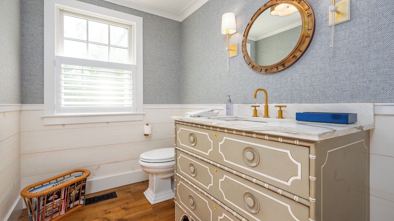 Photo of Bathroom in Cape Porpoise
