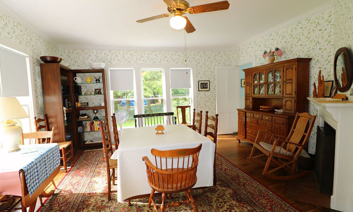 Photo of Livingroom in Chautauqua