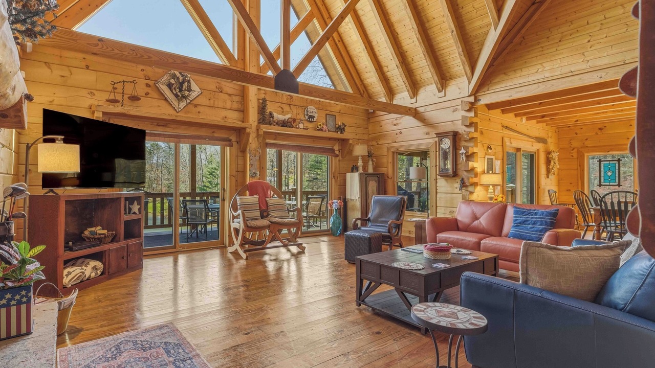 Photo of Livingroom in Cleveland