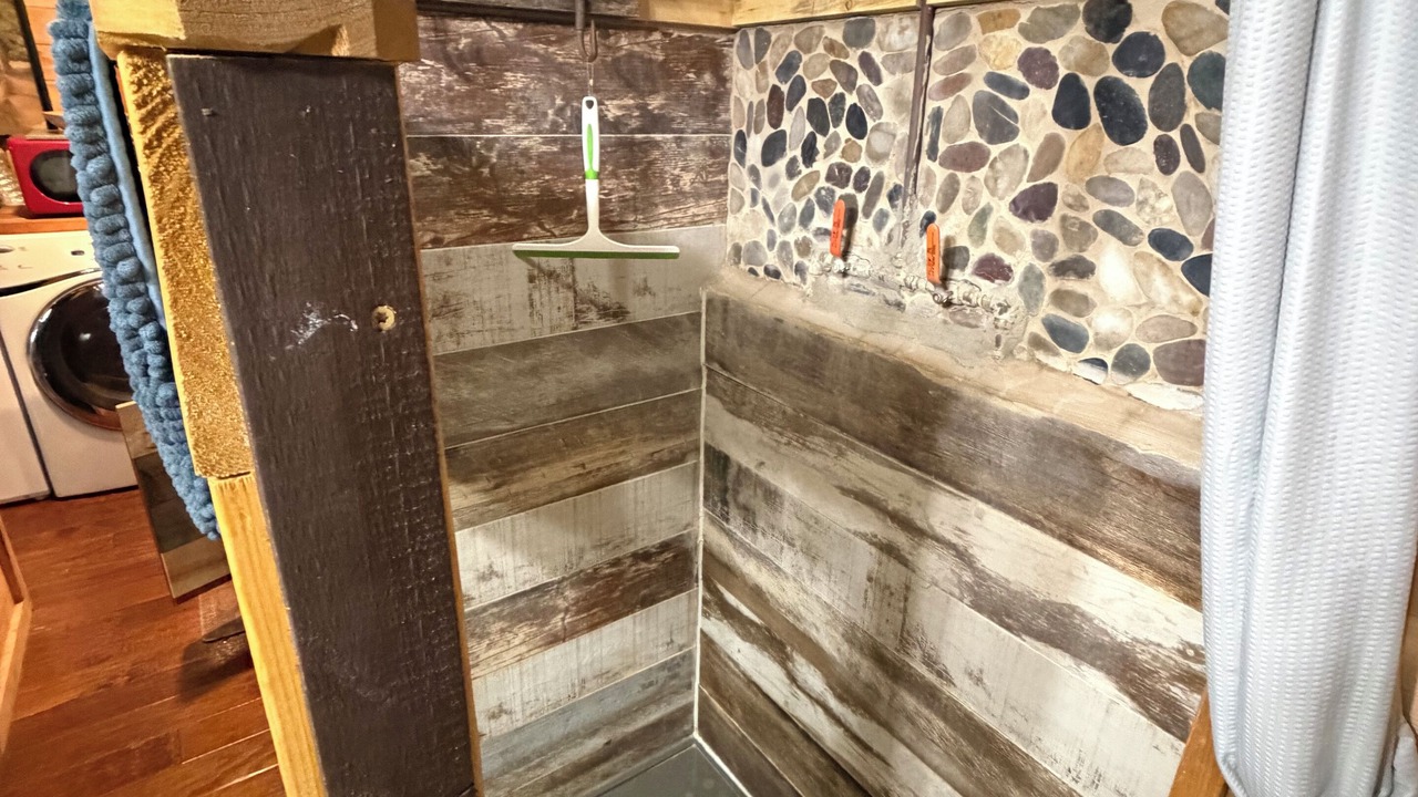 Photo of Bathroom in Castile