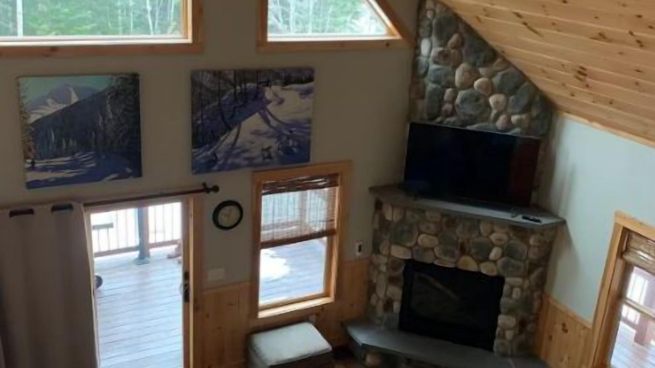 Photo of Livingroom in Bethel