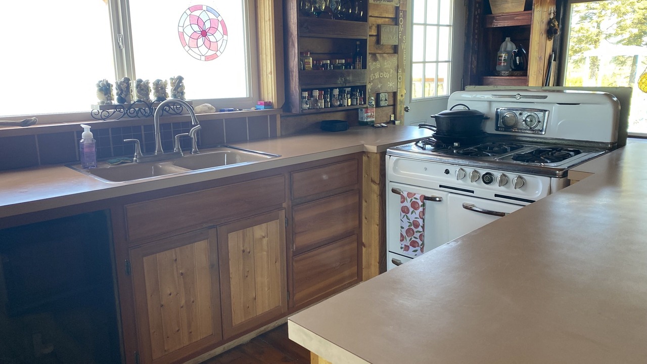 Photo of Kitchen in Ninilchik